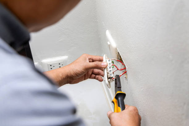 Best Commercial Electrician Services  in Landisville, PA